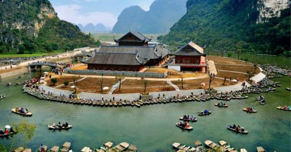 Bùi Tiến Dũng kiên cường, Đà Nẵng đánh bại Quảng Nam